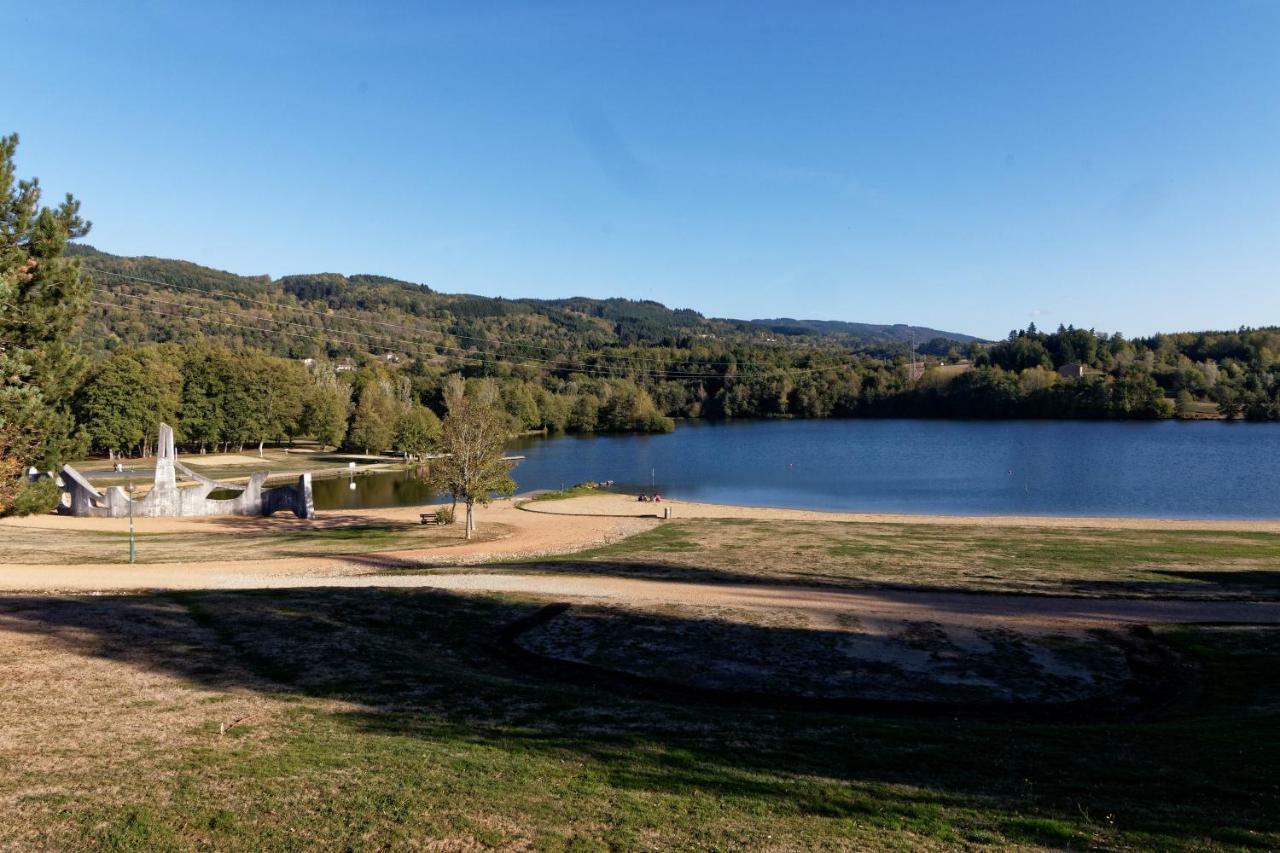 Gite De Sauviat 25 Chemin Du Grand Pacher Le Bourg De Sauviat 63120 Exterior foto